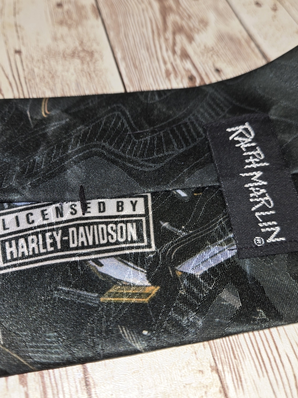 Motorcycle Graphic Black Tie with Harley-Davidson Logo - Picture 7 of 9